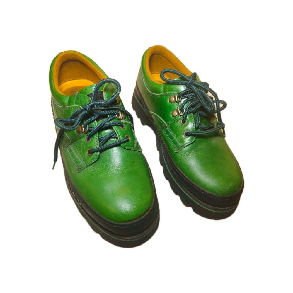 Rare Iconic First Down 90's lace up Chukka/Low top Lug Boots,  Green